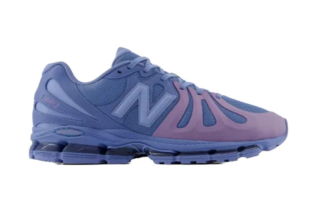 A New Balance 1890P modellje most egy letisztult, kéttónusú Fairweather Blue fazonban hódít