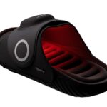A Nike Air Zoom Hyperslide egy high-tech masszírozó papucs, amit észre sem veszel