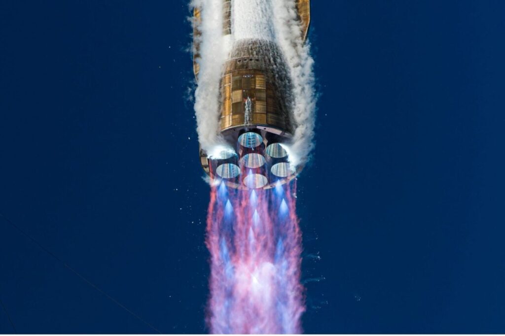 A Blue Origin végre megtalálta az alkatrészt ami miatt hatalmas tűzgolyóvá változott a New Glenn rakéta