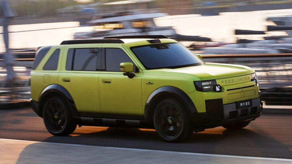 A tomboló tájfun miatt elhalasztották a Freelander 8 nagyszabású előértékesítési eseményét Kelet-Kínában
